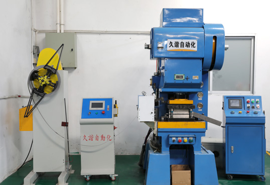 狂草熟女影院自動化：各類送料機的優勢特點