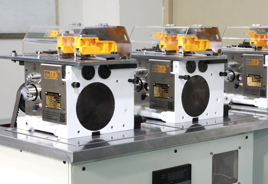 關於夾式送料機的特（tè）色優勢