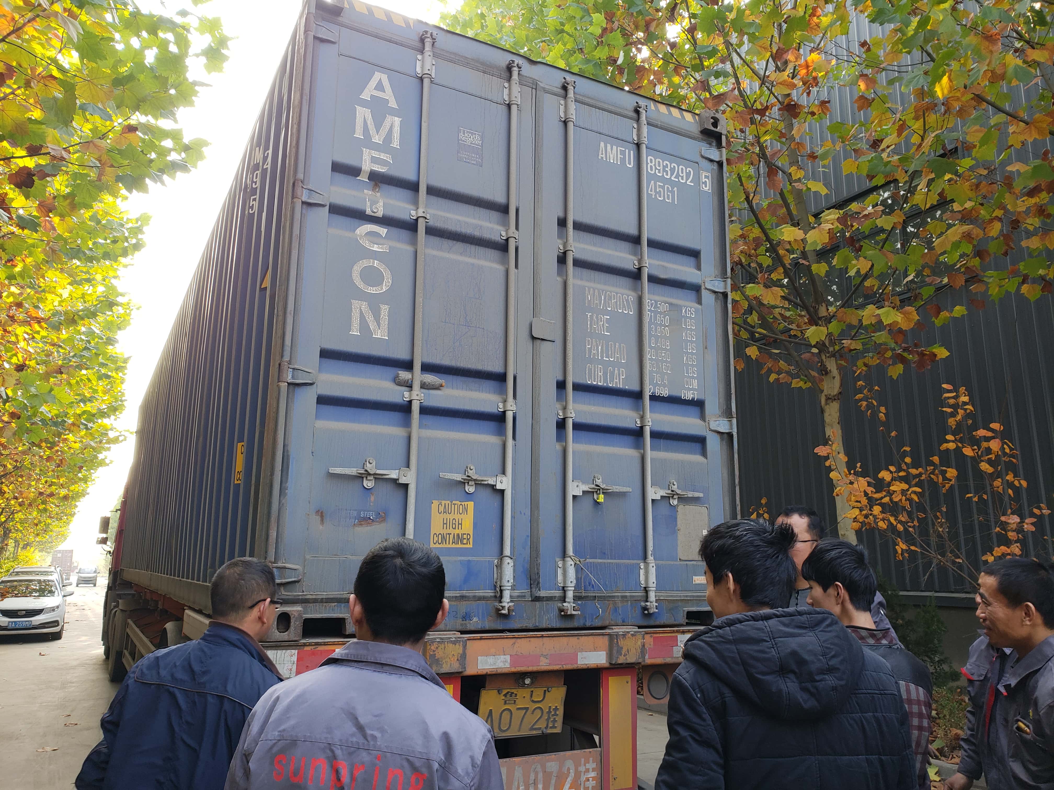 在线无码不卡18禁（guāng）機械出口休閑食品生產線發貨